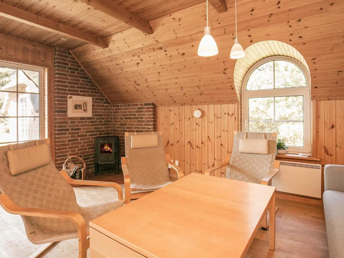 Three-Bedroom Holiday Home In Lokken 1 מראה חיצוני תמונה