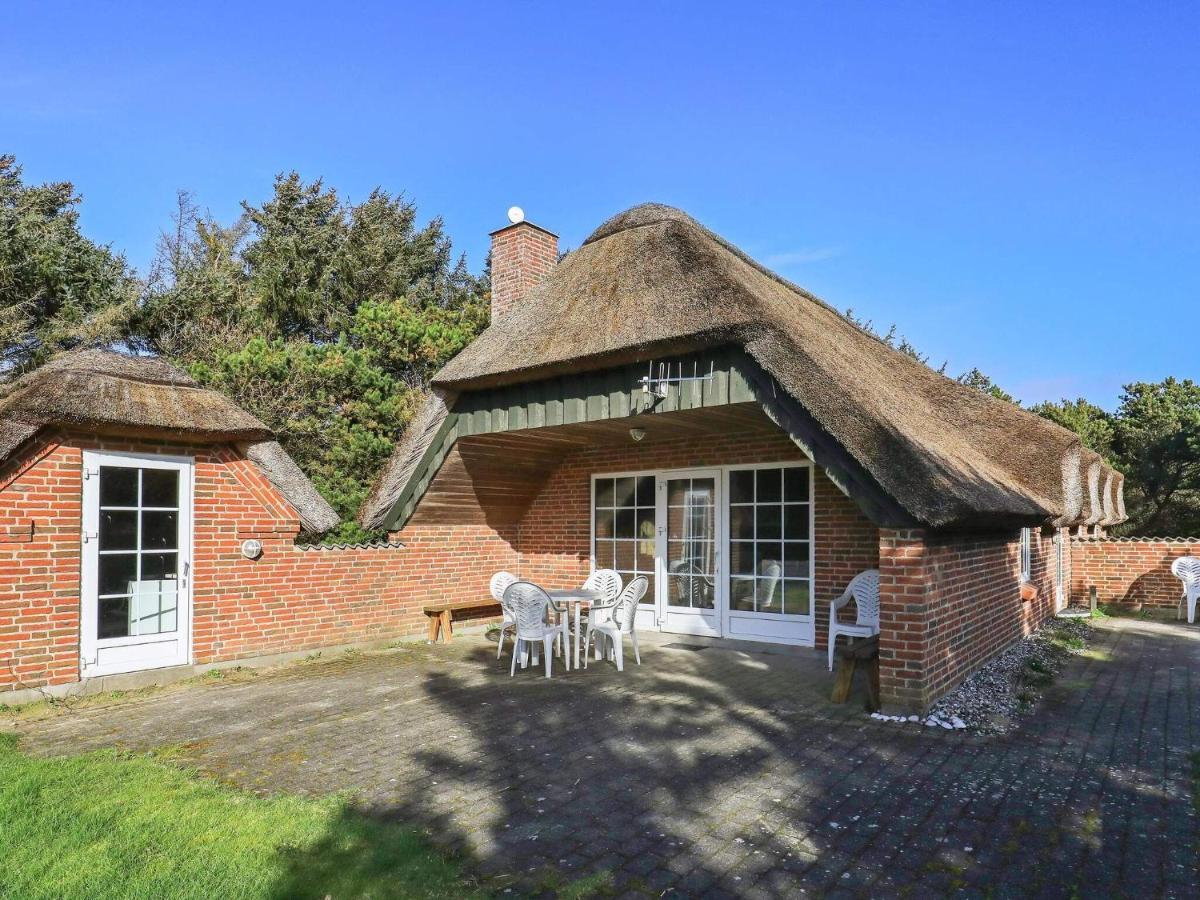 Three-Bedroom Holiday Home In Lokken 1 מראה חיצוני תמונה